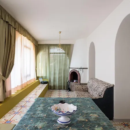 Dammuso Blanco 别墅 *