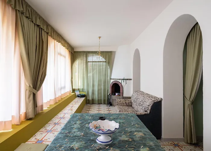 Dammuso Blanco 别墅 *